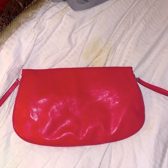 NINE WEST VERY PINK OVERSIZED LEATHER FOLD OVER CLUTCH PERFECT FOR SUMMER - Picture 4 of 13